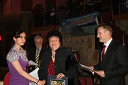 Festivitate de premiere 103.jpg